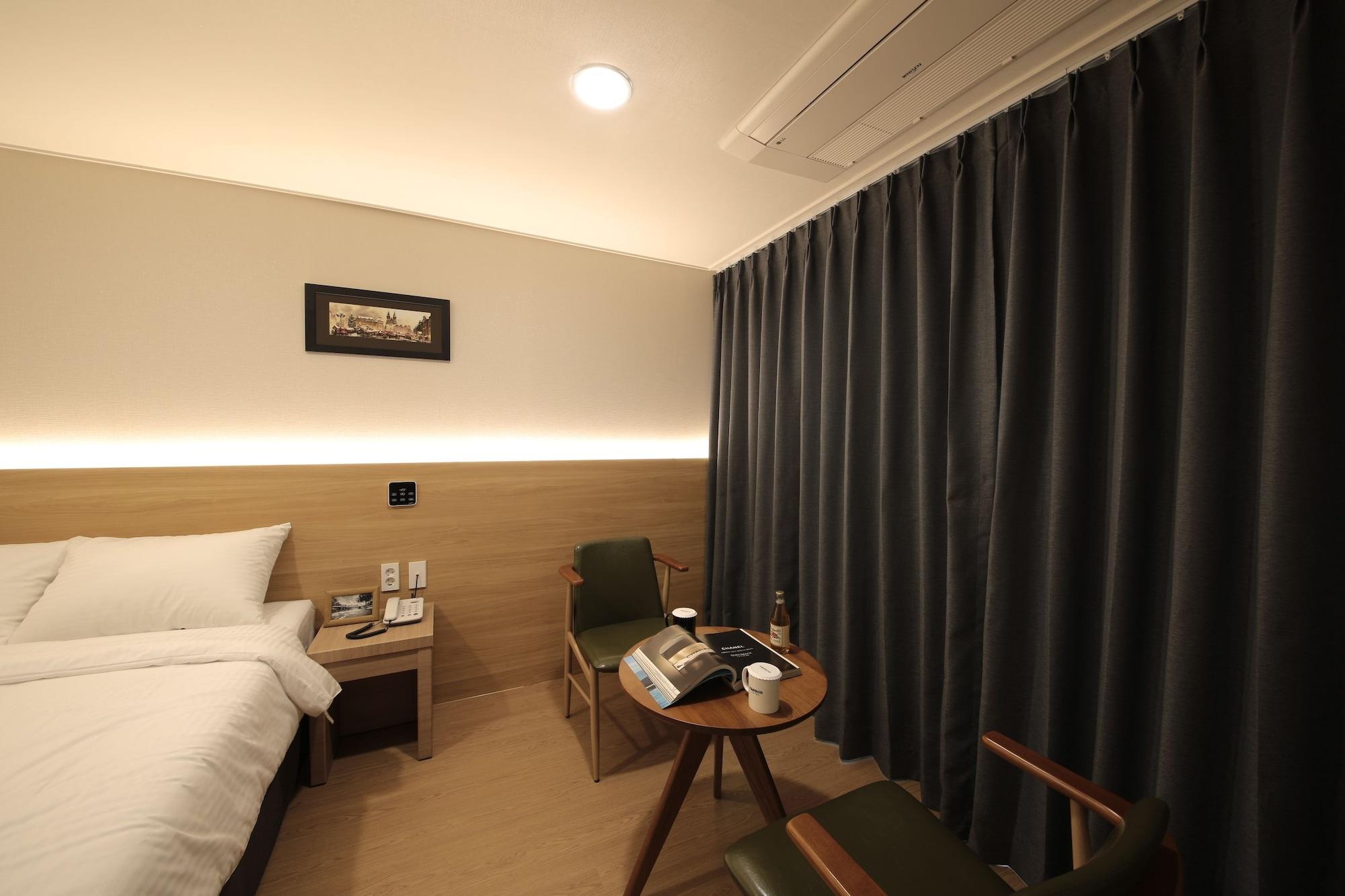 Harbor Hotel Jeju Exterior photo