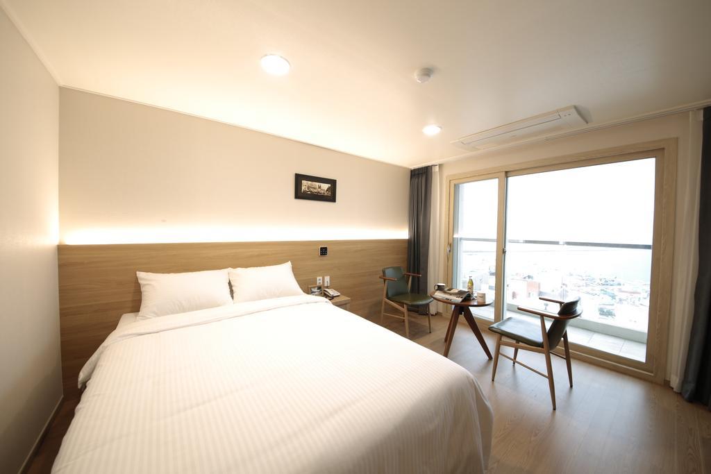Harbor Hotel Jeju Exterior photo