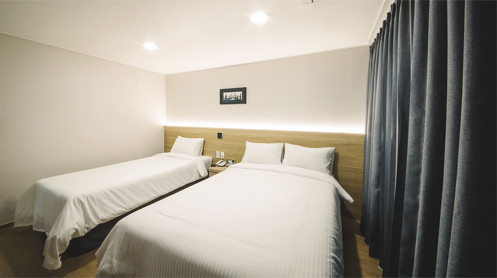 Harbor Hotel Jeju Exterior photo